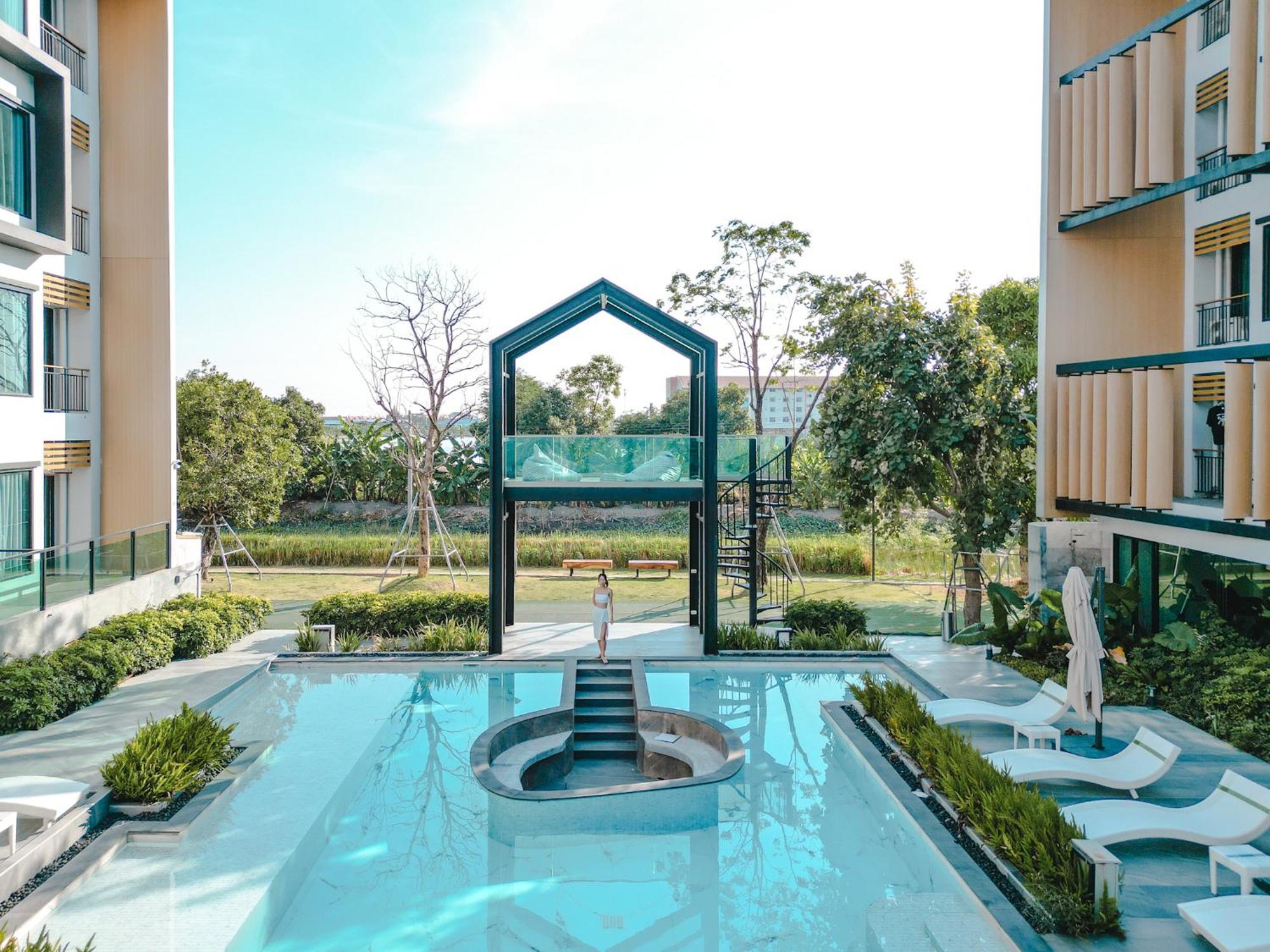 Crystal Srivaree Suvarnabhumi Hotel Ban Khlong Bang Krathiam Exterior photo
